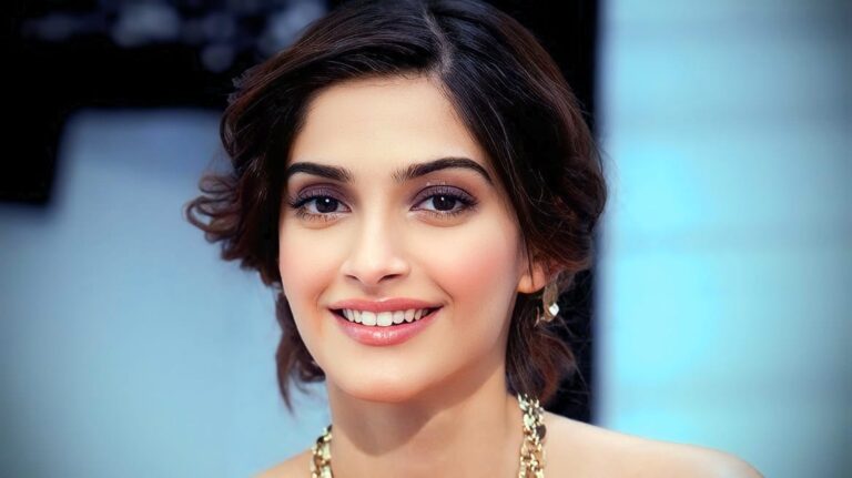Sonam Kapoor Biography