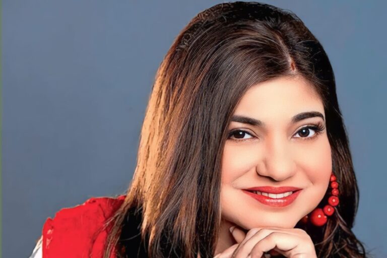 Alka Yagnik Biography