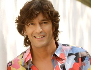 Chunky Pandey Biography