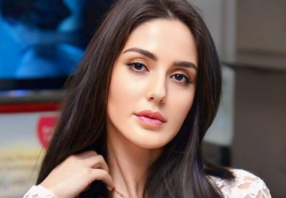 Farah Karimaee biography