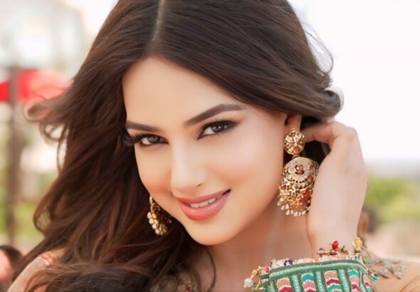 Harnaaz Sandhu Biography