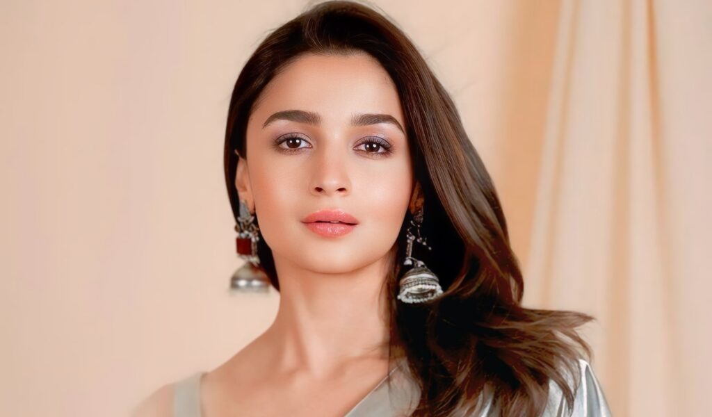 Alia Bhatt Biography