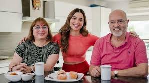 तमन्ना भाटिया फैमिली